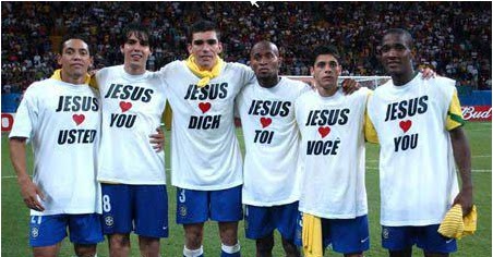 Kaka and Brazil players