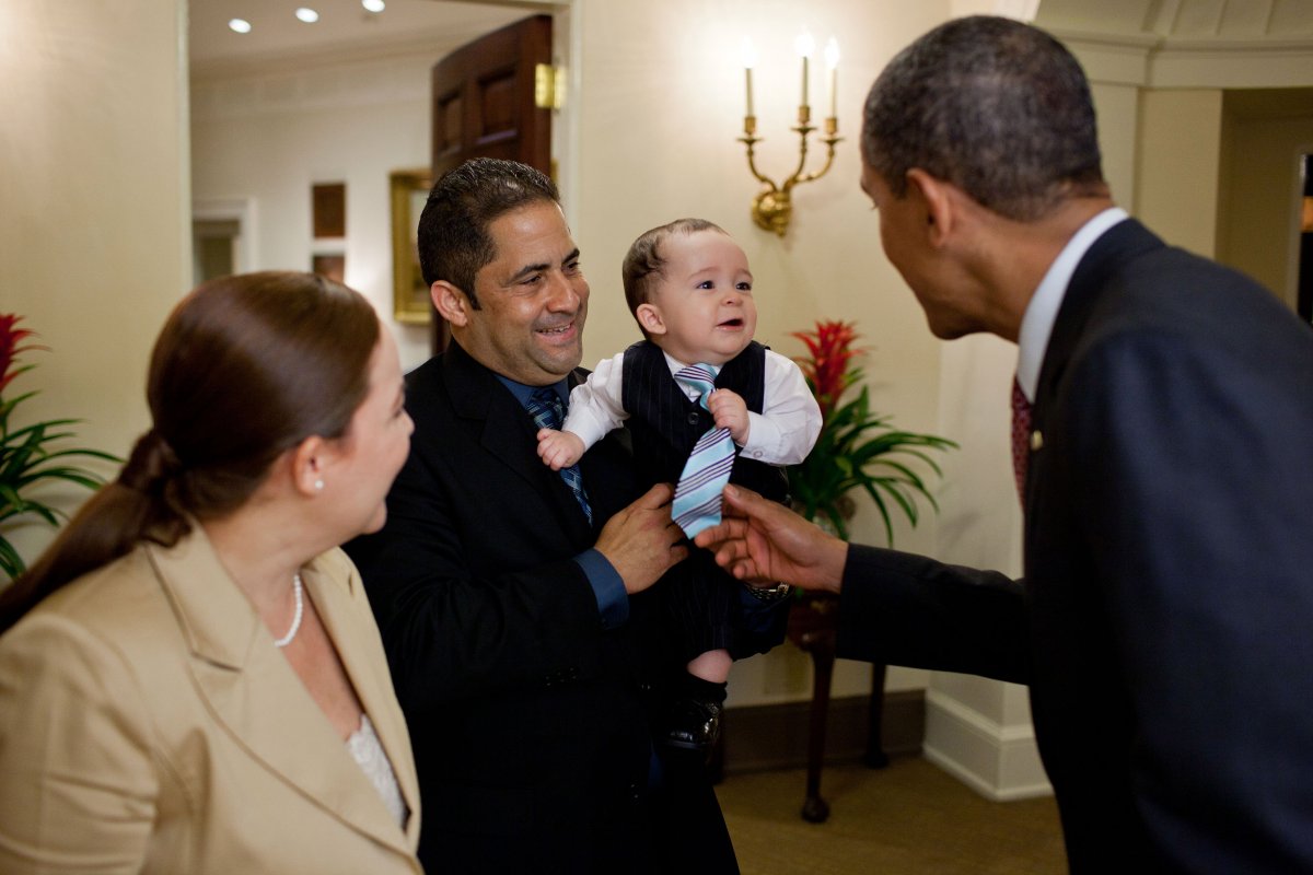 an-adorable-tie-wearing-baby-visits-the-white-house