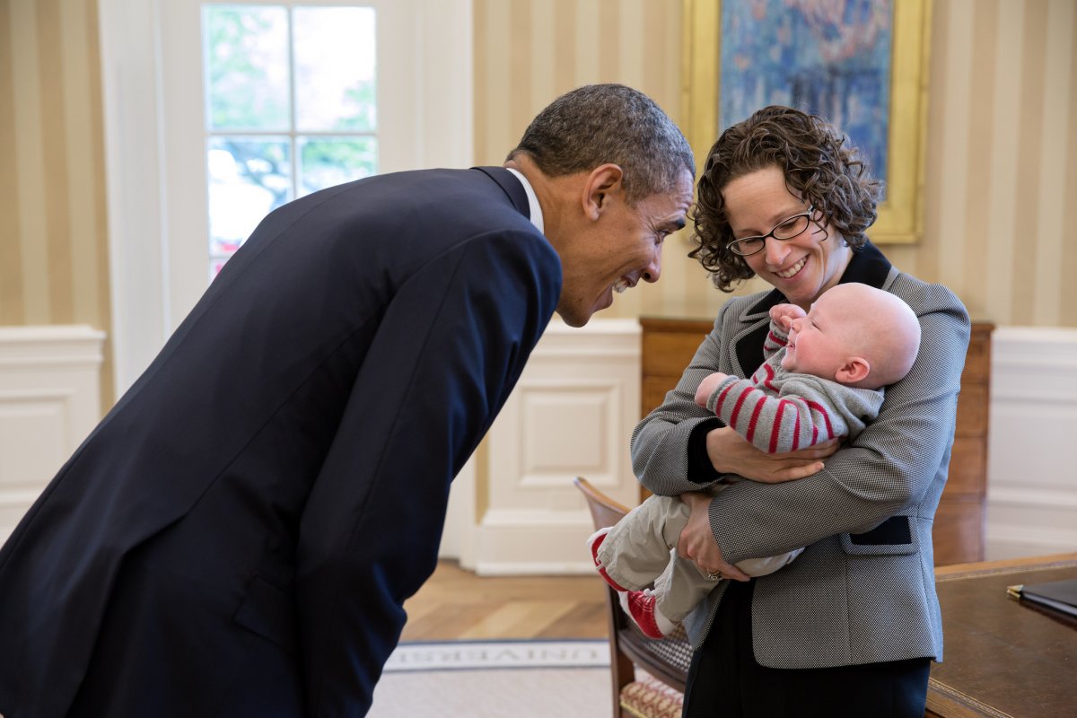 this-baby-gives-obama-a-fist-bump-of-his-own
