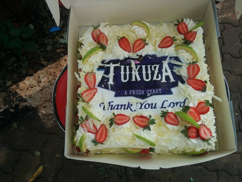 tukuza cake