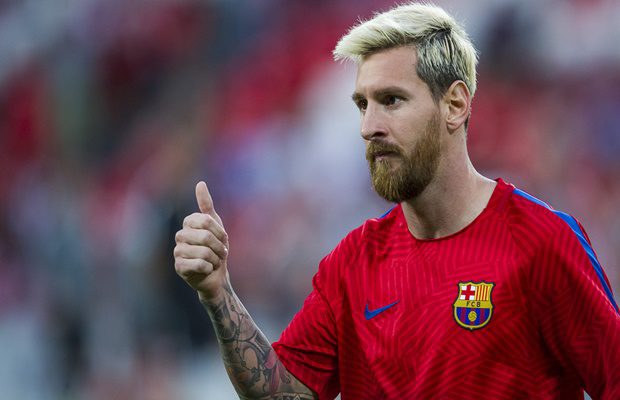 BILBAO, SPAIN - AUGUST 28:  Lionel Messi of FC Barcelona reacts on prior to the start the La Liga match between  Athletic Club Bilbao and FC Barcelona at San Mames Stadium on August 28, 2016 in Bilbao, Spain.  (Photo by Juan Manuel Serrano Arce/Getty Images)